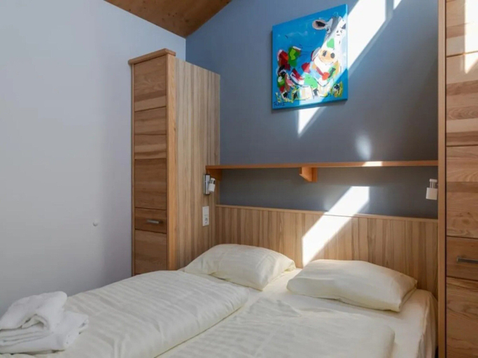 Others 5, Family Chalet Near Wildkogel Ski Slopes With Sauna, Zell am See