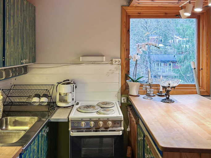 Others 2, 4 Person Holiday Home in Tyreso, Tyresö