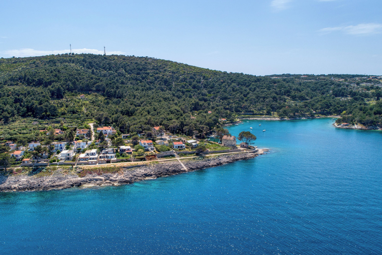 Others 2, Bougainvillea Old Town Apartment /w Terrace - Happy Rentals, Mali Lošinj