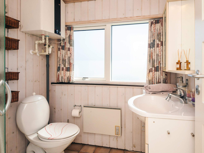 Bathroom, 4 Person Holiday Home in Hejls, Kolding