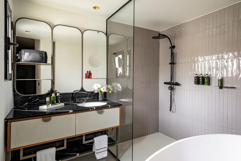 Bathroom 3, Villa Marquis a Member of Melia Collection Tour Eiffel, Paris
