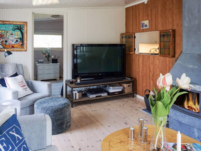 Others 2, 4 Star Holiday Home in Hamburgsund, Tanum