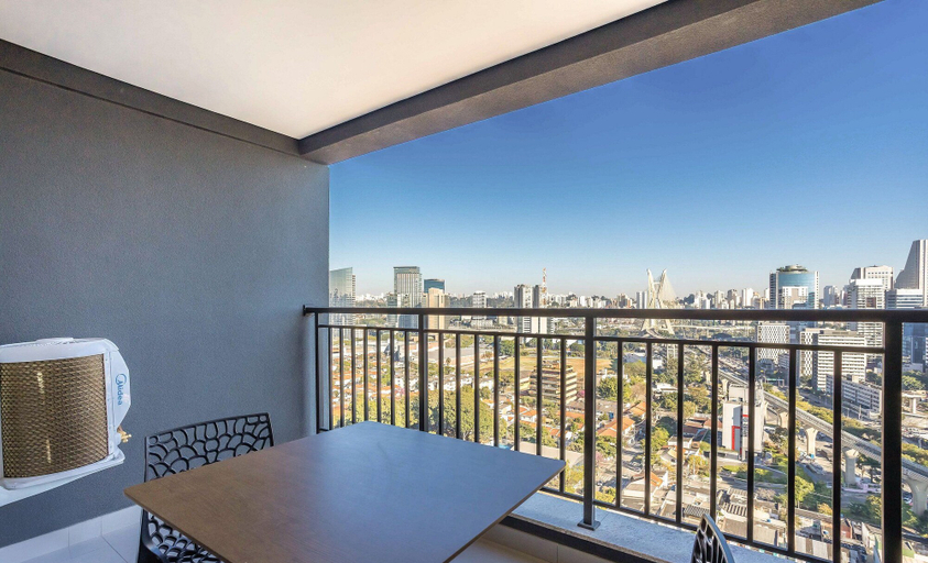 Others 1, Apt w/ Balcony, Minutes From the Subway Ctb2405, São Paulo