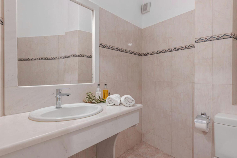 Bathroom 5, Epavlis Hotel & Spa, South Aegean