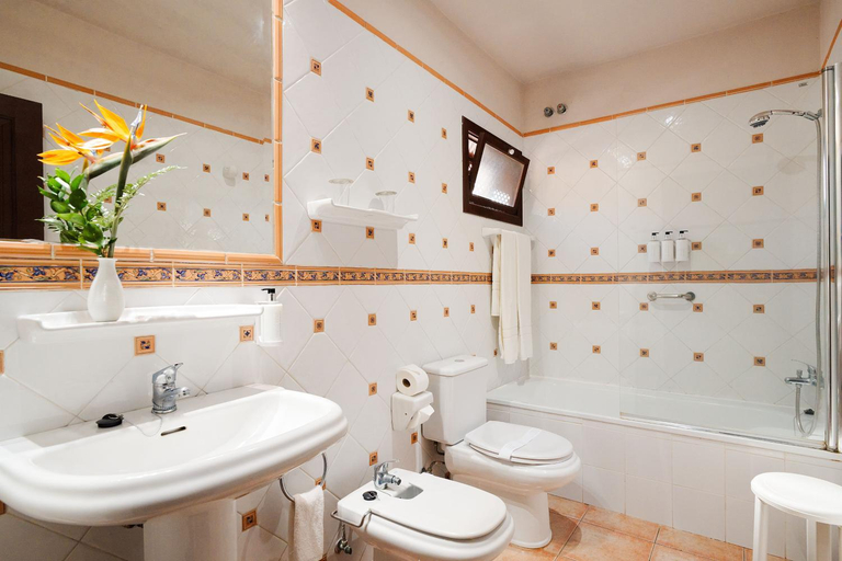 Bathroom 5, Hotel Rural Finca Salamanca, Santa Cruz de Tenerife