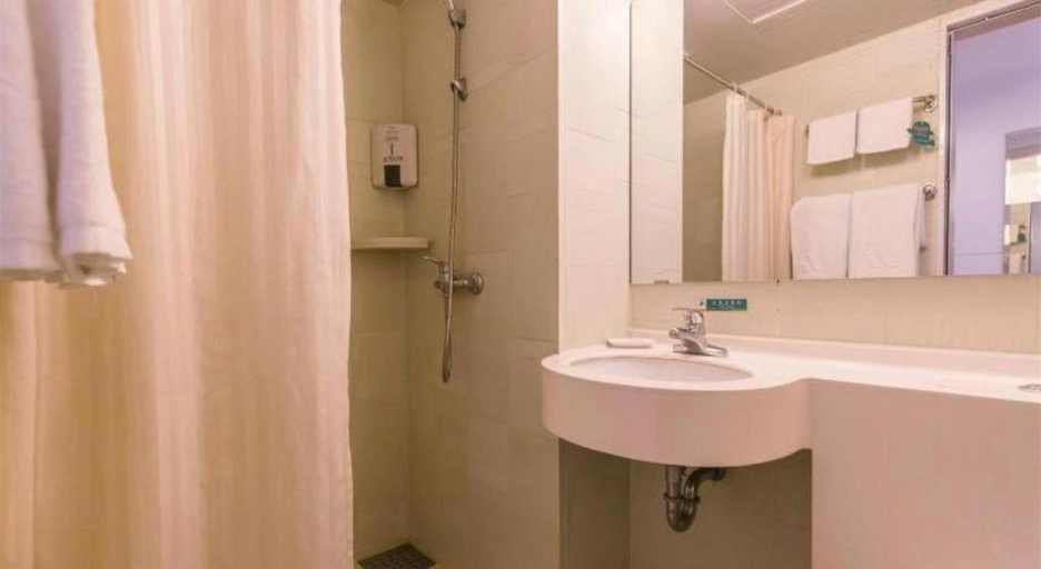 Bathroom, Jinjiang Inn Chuzhou Langya Mountain Scenic Spot Langya Avenue, Chuzhou