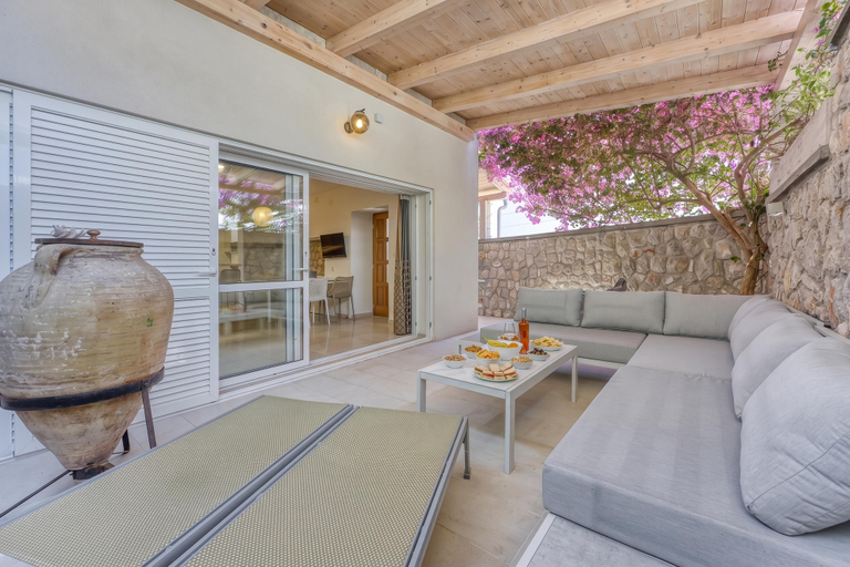 Others 4, Bougainvillea Old Town Apartment /w Terrace - Happy Rentals, Mali Lošinj