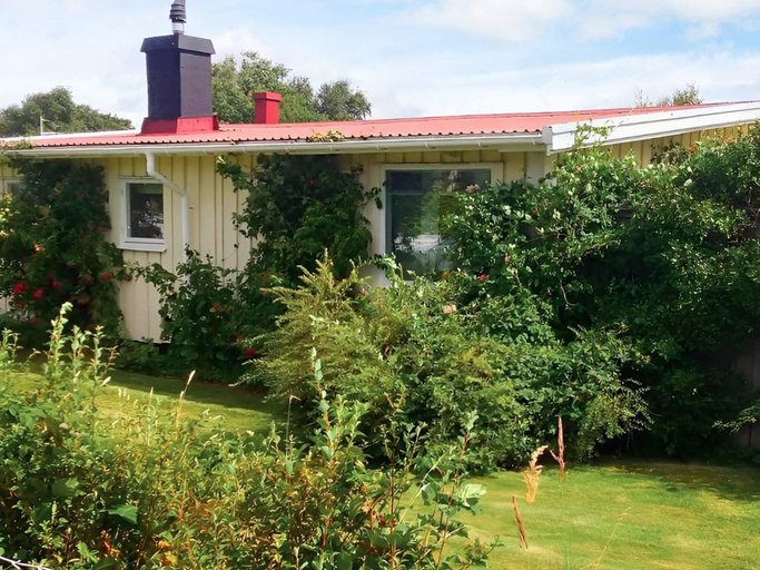 Exterior & Views 1, 4 Star Holiday Home in Mellbystrand, Laholm
