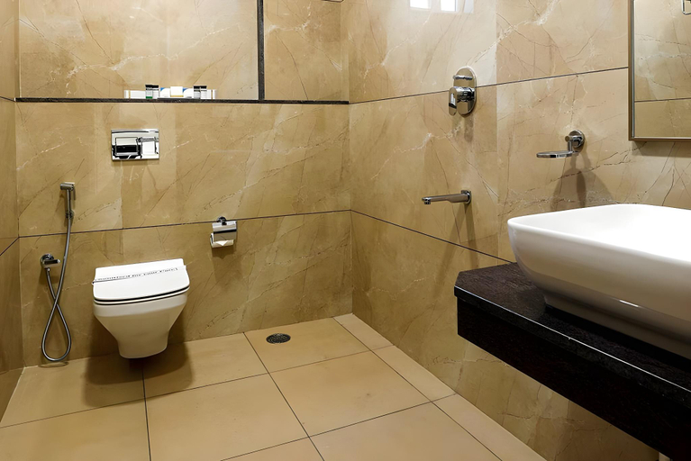 Bathroom 5, TRESCA A LUXURY HOTEL, Chikmagalur