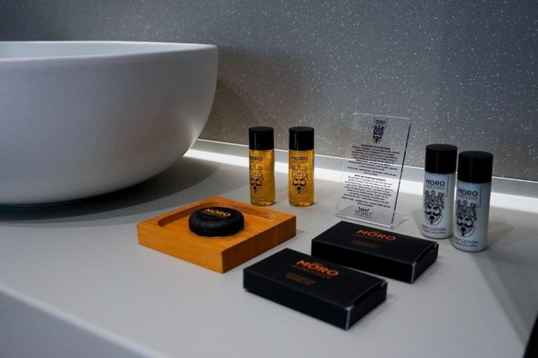 Others 5, Zoe luxury suites, Catania