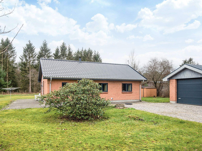 Others 5, 5 Person Holiday Home in Bording, Ikast-Brande