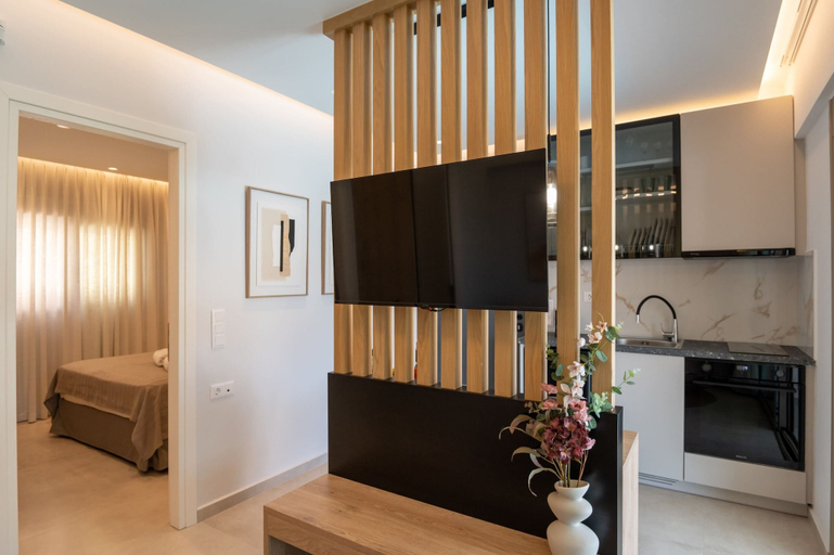 Others 4, Premium Seaview Suite With Heated Pool and Private Parking, Crete
