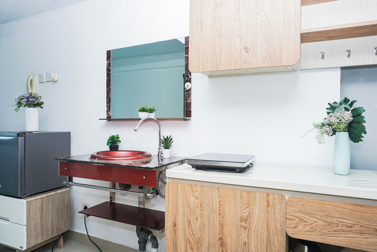 Others 4, Calm And Warm Studio At Apartment Grand Dhika City, Bekasi