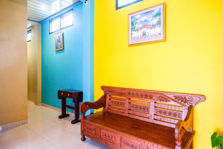 Public Area 3, Sans Hotel Kumbang Yogyakarta by RedDoorz, Yogyakarta