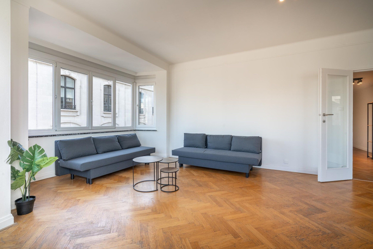 Others 2, Comfortable Family Apartment With 3 Bedrooms, Antwerpen