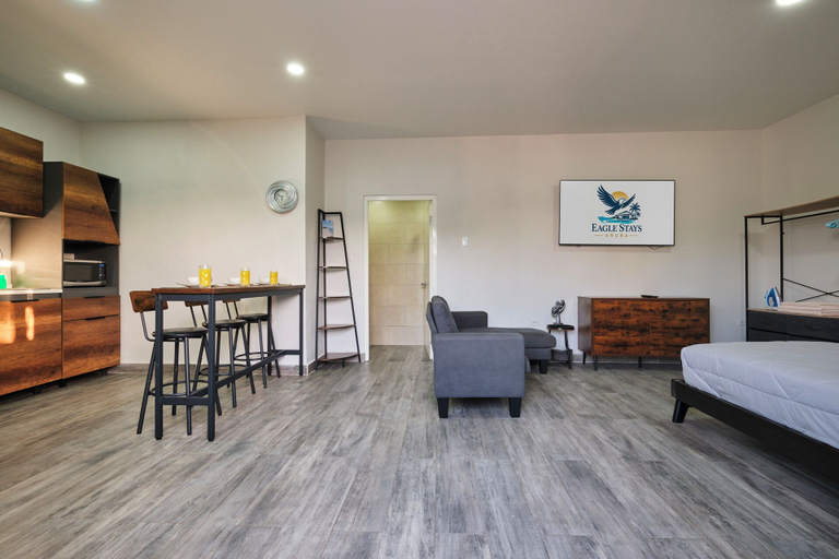 Bedroom 2, Eagle Stays Aruba