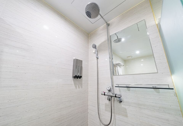 Bathroom 3, Uijeongbu M, Yangju
