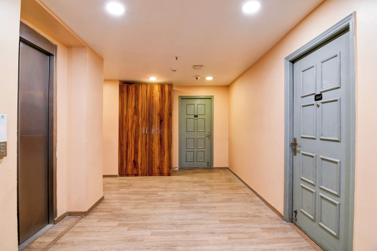 Others 4, Townhouse VIP Road, North 24 Parganas