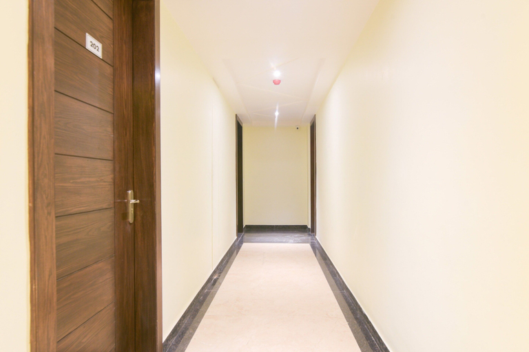 Others 3, OYO 77736 Hotel Starlight, Kanpur Nagar