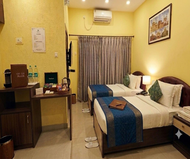 Others 4, Classic Jessore Road Kolkata Airport, North 24 Parganas