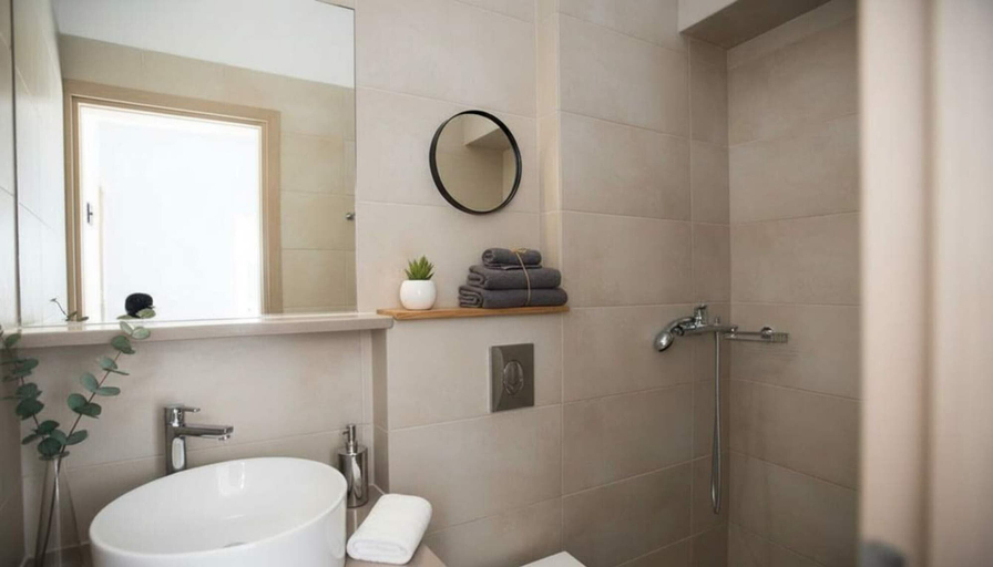 Bathroom 2, Mykonos Town Home for Two, South Aegean
