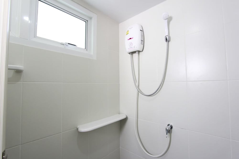 Bathroom 3, Matasiri Residence, Pak Kret