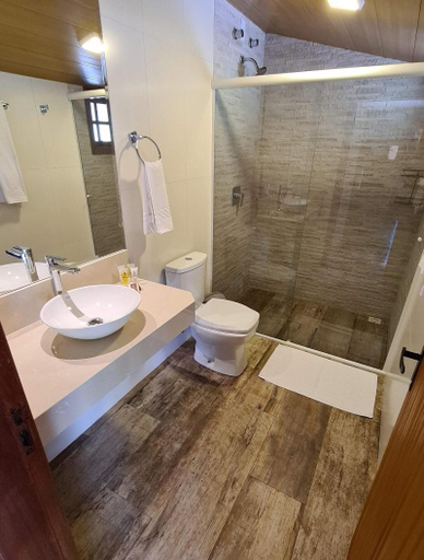 Bathroom, Hotel Atalaia Do Mariscal, Bombinhas