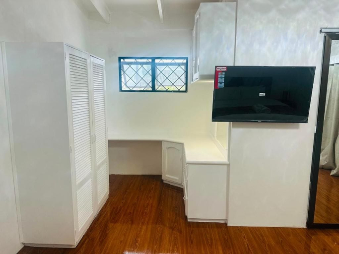 Others 3, Residence No. 5, Ba