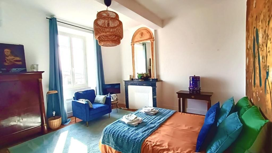 Others 4, Bulle romantique avec Spa près de Carcassonne, Aude