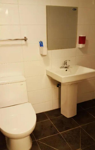 Bathroom 5, Seri Inn Guesthouse, Busanjin
