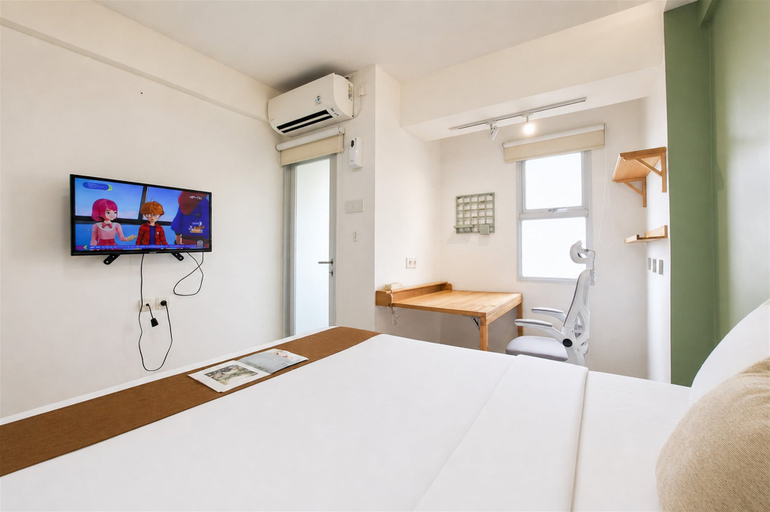 Others 3, Comfortable Neat Studio At Apartment Urbantown Serpong, South Tangerang