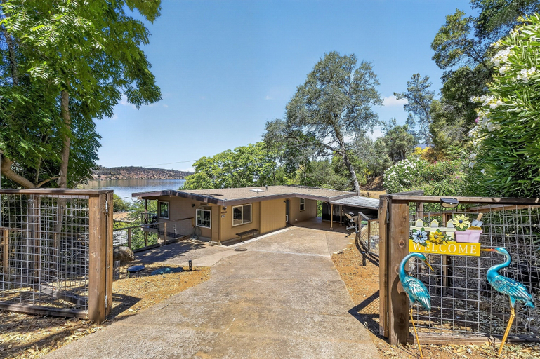 Others 2, Quiet Haven Near Clear Lake - Full Kitchen 1 Bedroom Home, Lake