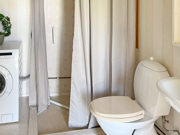 Others 5, 4 Person Holiday Home in Hedekas, Munkedal