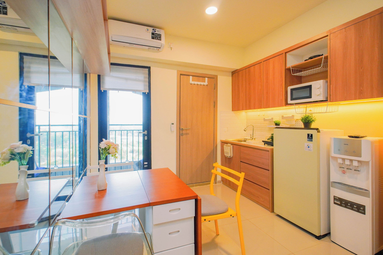 Others 5, Pleasant Warm Studio Room At Apartment Meikarta District 2, Cikarang