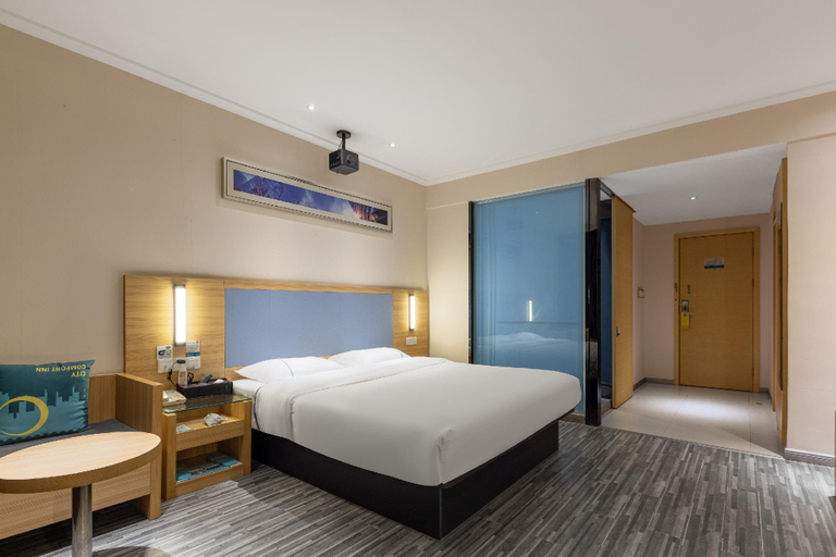 Bedroom 3, City Comfort Inn Hechi Donglan Bus Terminal, Hechi