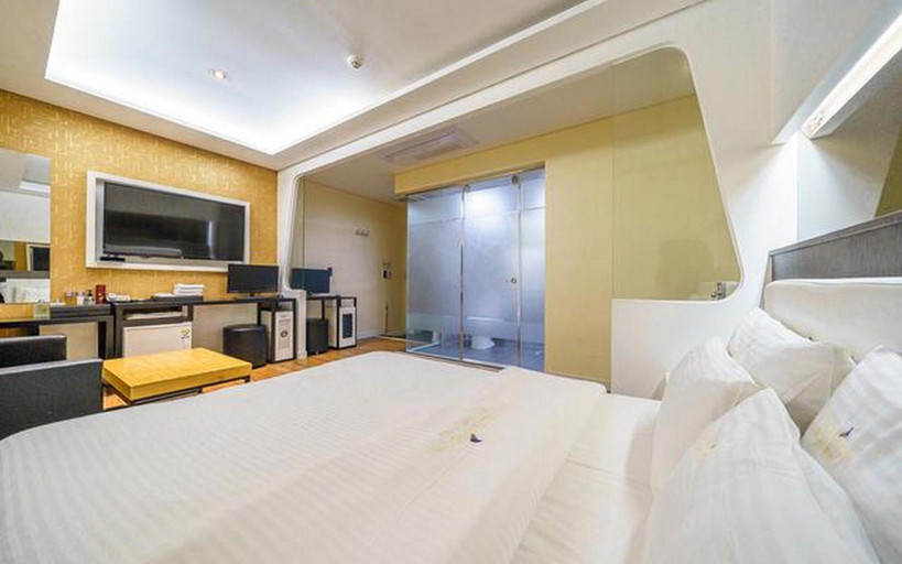 Bedroom 4, Pocheon Rainbow, Pocheon