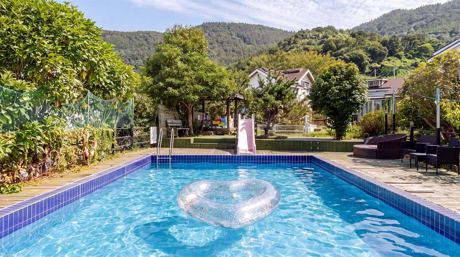 Sport & Beauty, Yeosu Noeul Walk Pet Pension, Yeosu