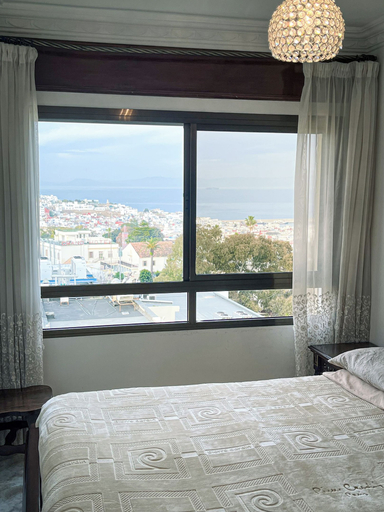 Others 4, Charming Tangier Apartment Central, Iconic, and Comfortable, Tanger-Assilah