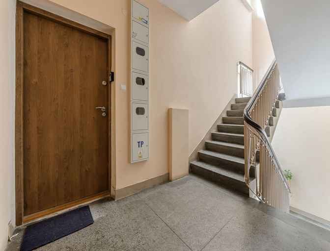 Others 3, Three-bedroom Flat on Syreny, Warsaw