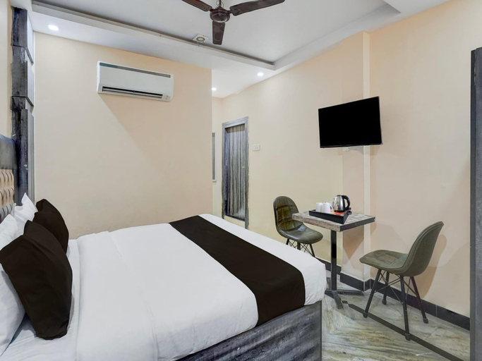 Others 2, Classic With Balconyamba Palace, Kaushambi