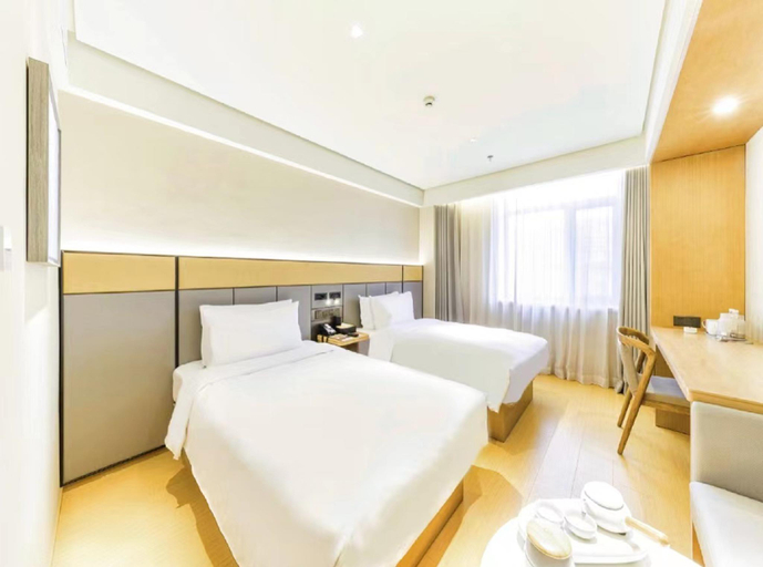 Bedroom 5, Ji Hotel (Tonghua Railway Station Plaza Store), Tonghua