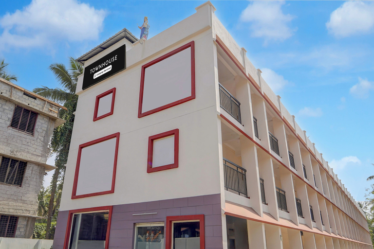 Others 3, Townhouse Kazhakootam, Thiruvananthapuram