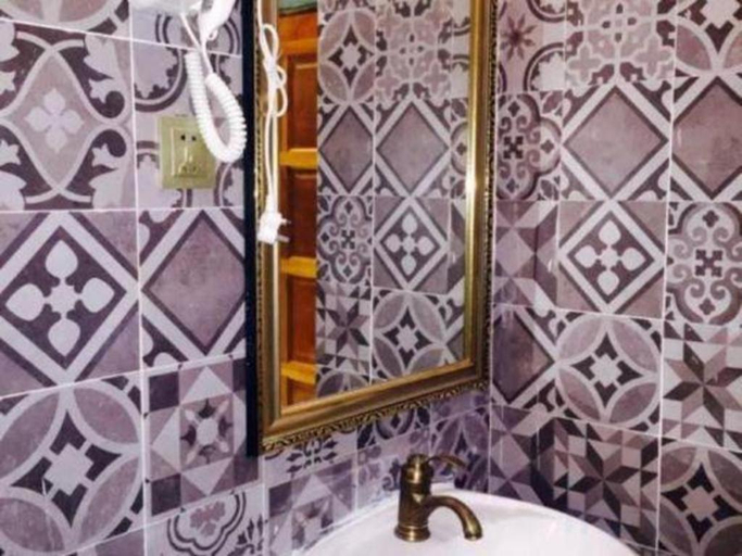 Bathroom, Kampong Pinang Sebatang Melaka, Alor Gajah