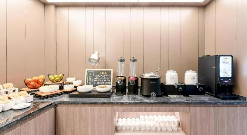 Food & Drinks 5, Hanting Hotel Anfu Wugongshan Boulevard, Ji'an