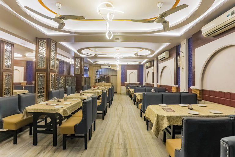 Others 4, Townhouse Jabalpur Railway Junction, Jabalpur