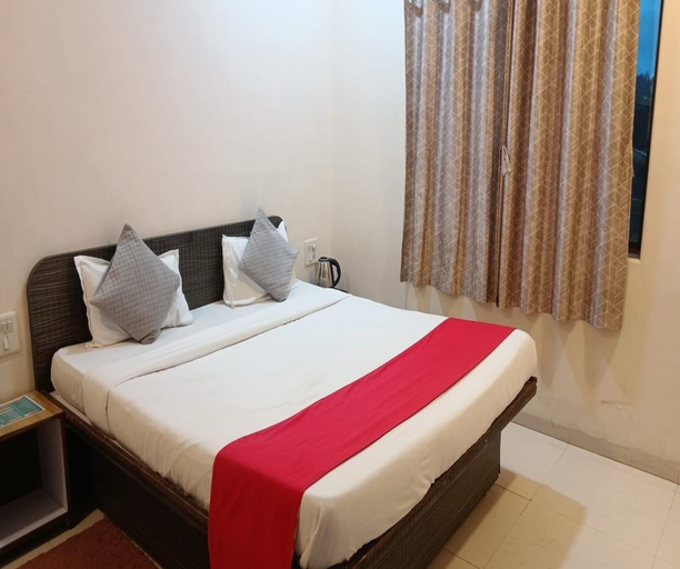 Others 2, Deluxe With Balcony Oraa Stay, Satara