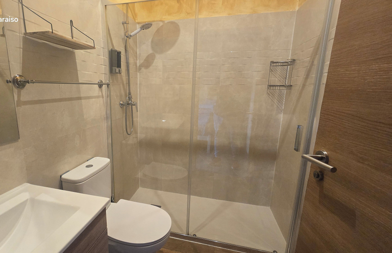 Bathroom 4, Granja Paraiso. Oasis Rural & Bienestar, Asturias