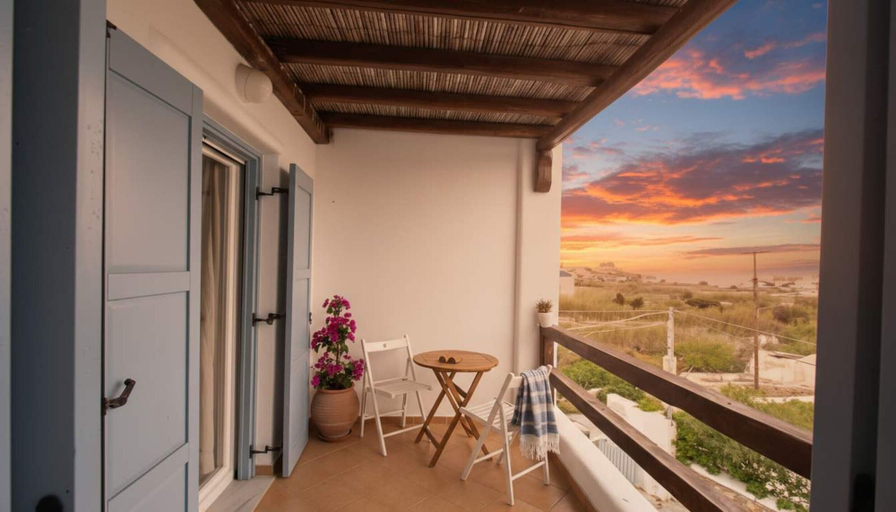 Others 3, 3-bed Home in Ano Mera, South Aegean
