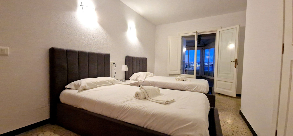 Others 3, Apartamento con Espectaculares Vistas, Baleares