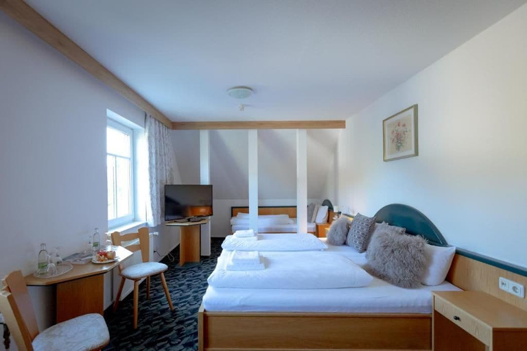 Bedroom 3, Stiefelburg GmbH, Weimarer Land